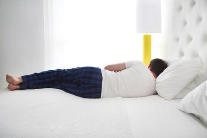 Cette étude  identifie 17 liens entre notre code génétique et la qualité, la quantité et nos habitudes de sommeil. 