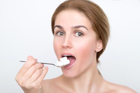 Le sucre des boissons gazeuses favorise l’obésité, leur acidité favorise l’usure des dents