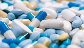 Antibiotiques : les médecins confrontés aux demandes insistantes des patients