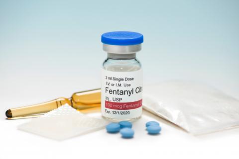 Un « autre » effet indésirable possible de l’analgésique opioïde fentanyl : un comportement de type autistique (Visuel Adobe Stock 295203287).